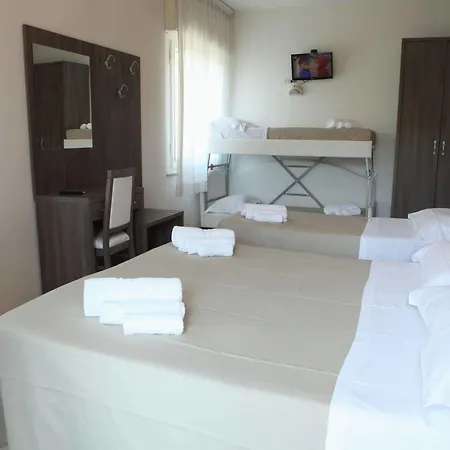 מלון Edelweiss 3*