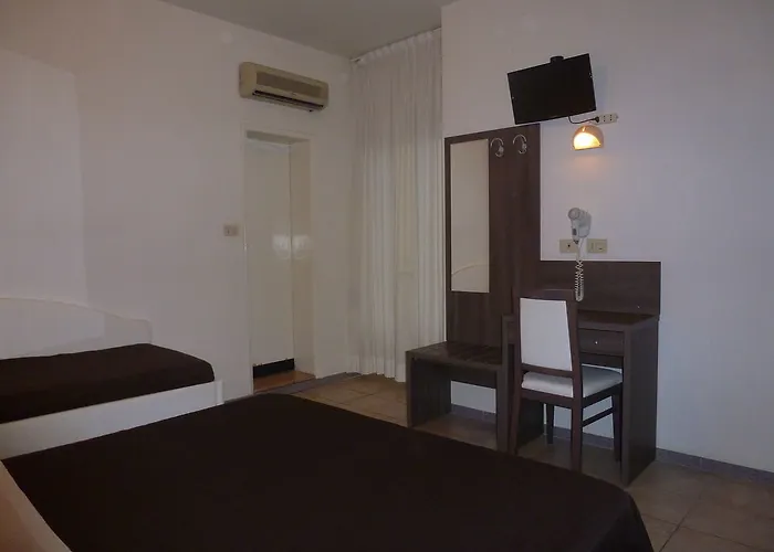 Hotel Edelweiss 3*