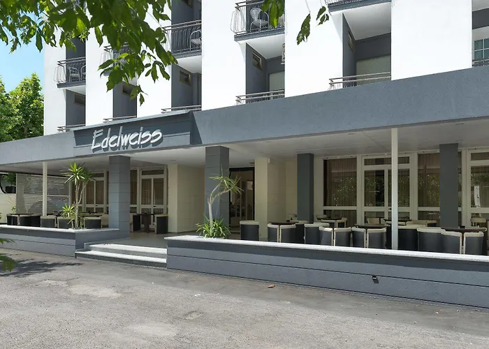 Edelweiss Hotel 3*